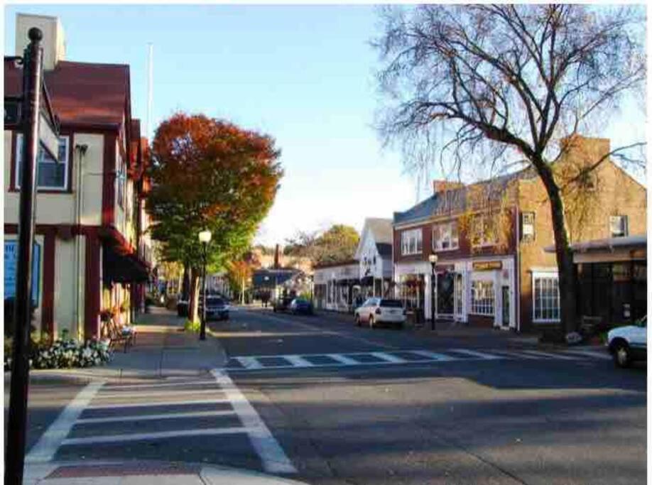 Charming Cottage Historic Falmouth Cape Cod Near Beach And Downtown 2Br 1Bath Deck Exterior foto